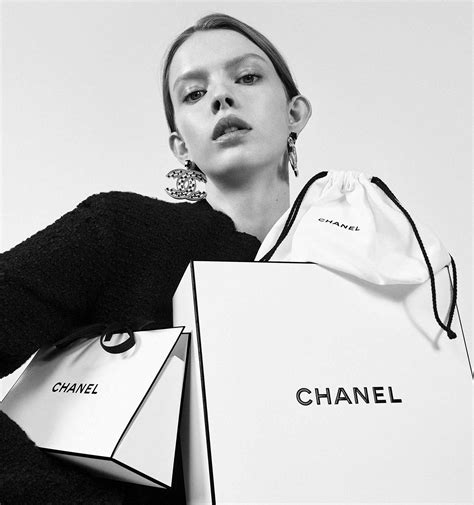 chanel giving guests products|chanel gift shop online.